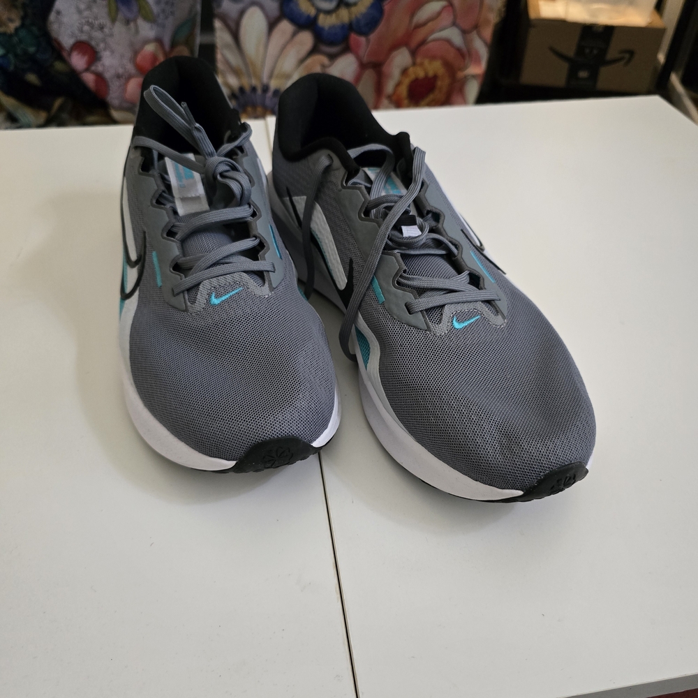 Nike Gray and Aqua Athletic Sneakers